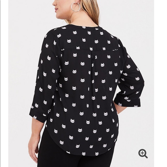 ❌SOLD❌ HARPER - BLACK CATS GEORGETTE BLOUSE - Picture 2 of 7